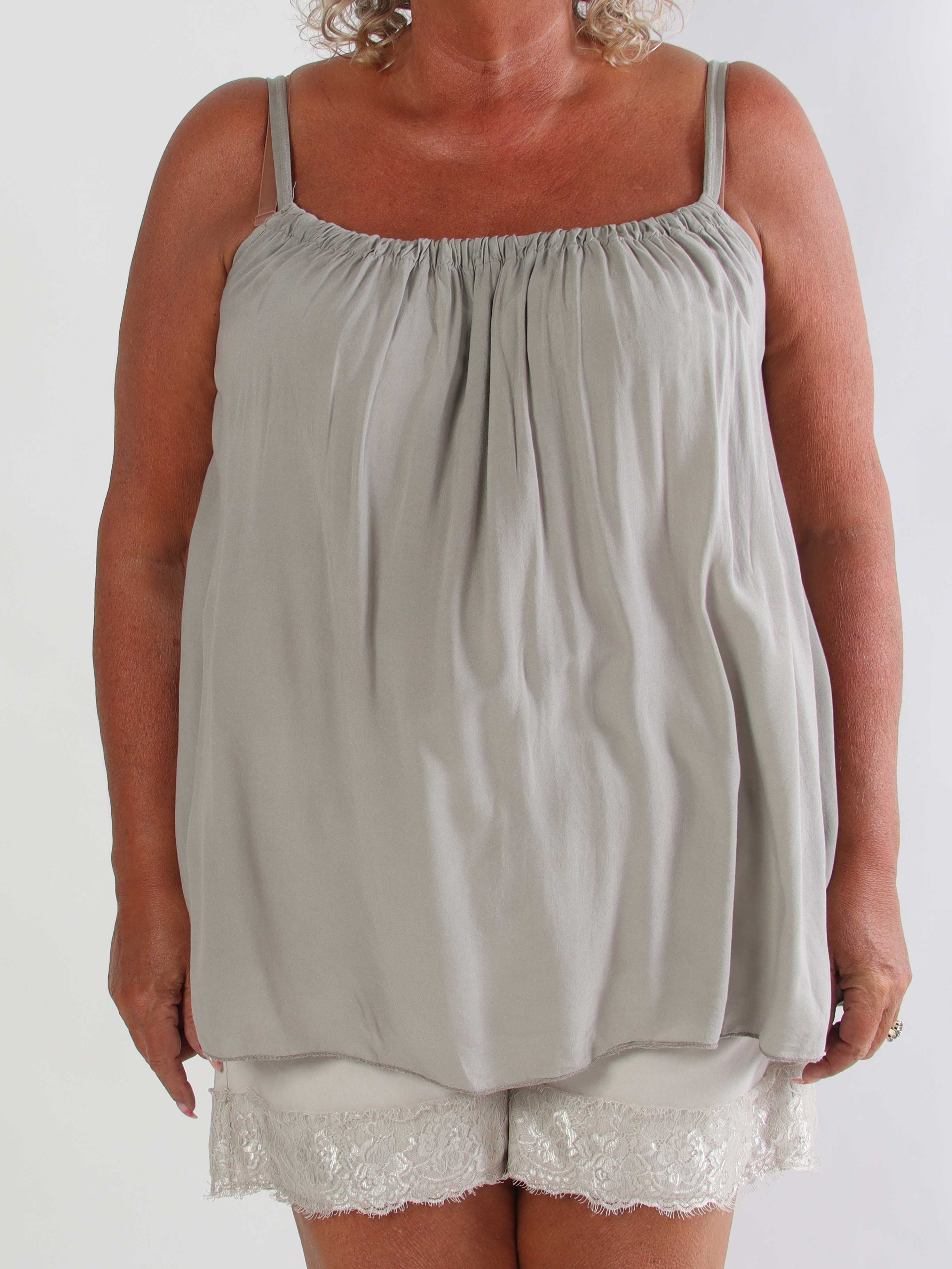 Sunshines Top - Let og luftig plus size top i viskose
